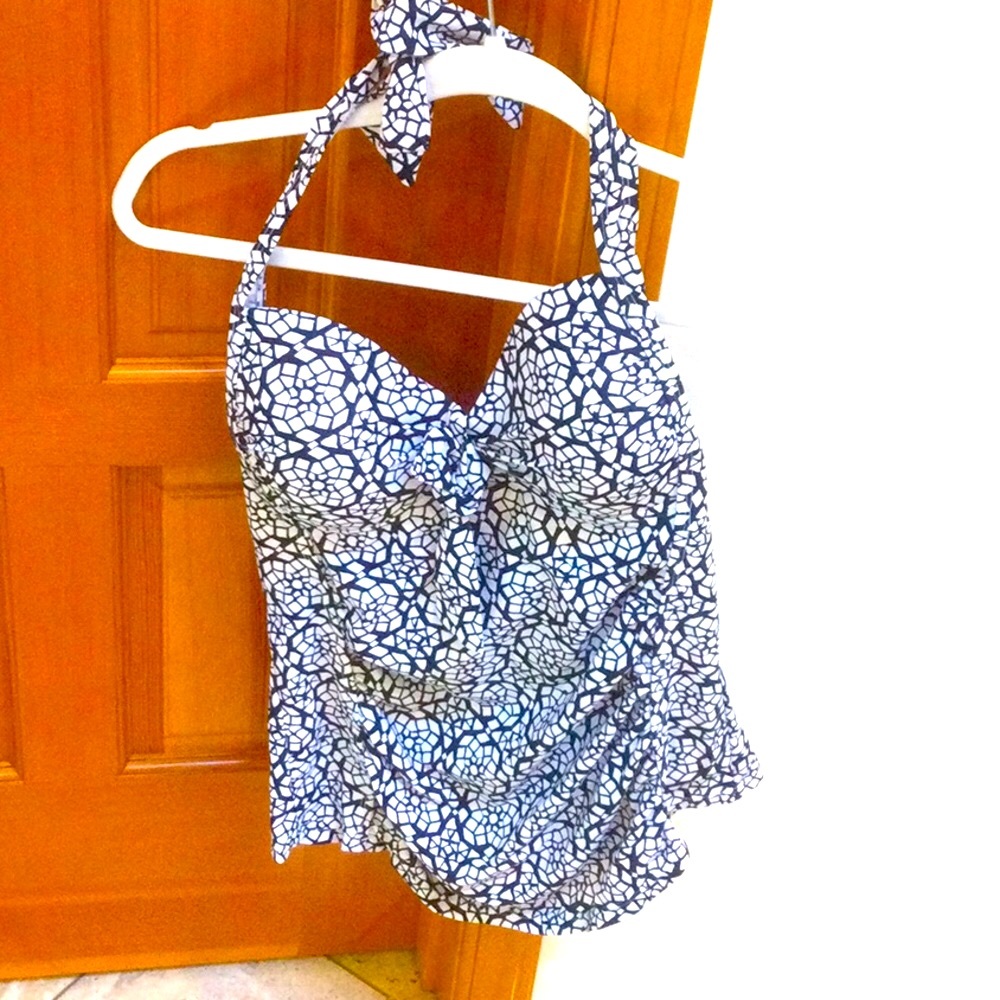 - - Ladies tankini size medium excellent condition